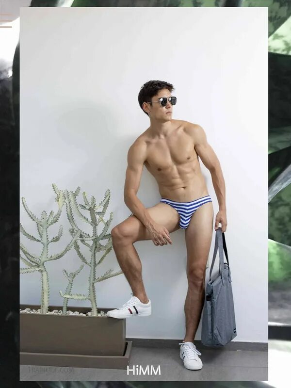 Охота фильм 2020. Himm. Фильм геймер логан леймар. Опигеймер. Голые тетки сидят нольте мужчины.