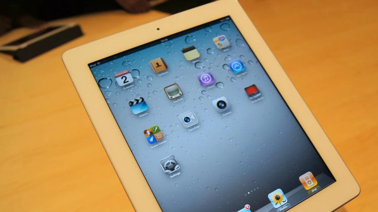 Айпад для чего он нужен. Apple ipad 2. ipad 2 2011. айпад 120гц. айпад 2011.