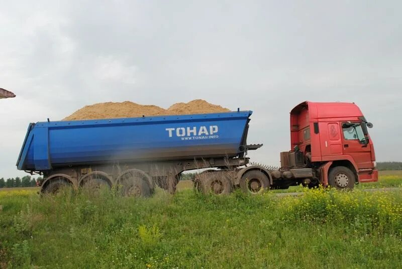 Тонар песок. Песок карьерный погрузка. Песок 20 кубов с доставкой. Тонар песок. Тонар скания разгрузка щебня.