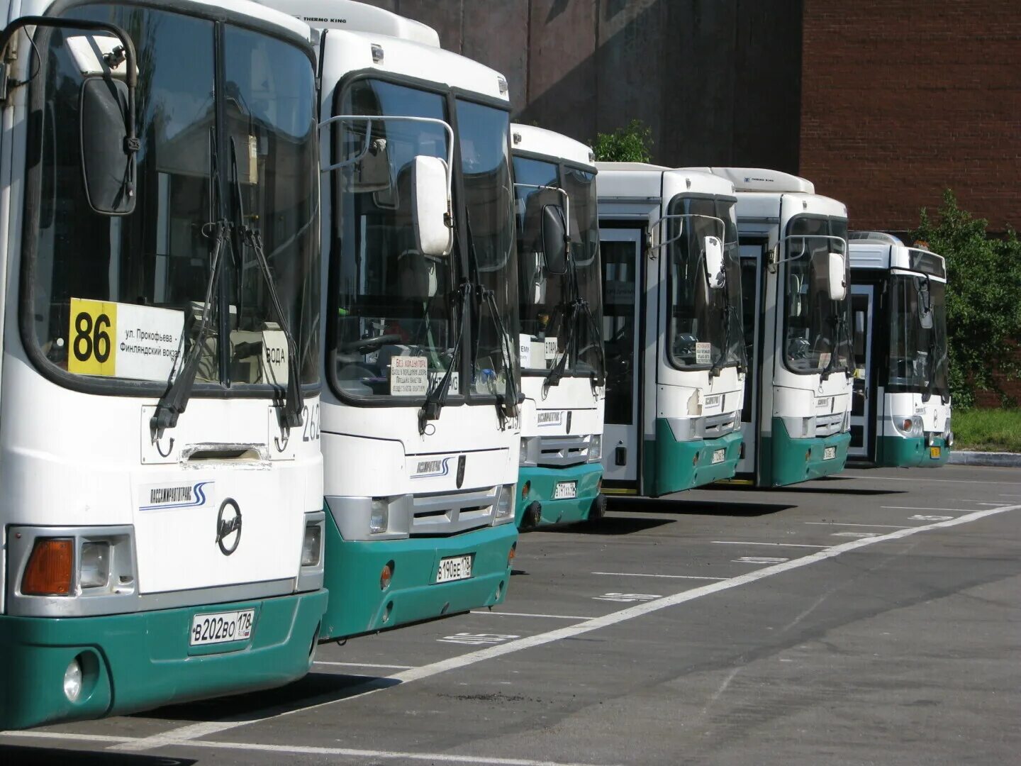 Петербург автобус пассажир. Спб гуп пассажиравтотранс. лиаз 2025 мкп воронежпассажиртранс. автобус санкт-петербург гуп пассажиравтотранс. 1 парк спб пассажиравтотранс автобусный.