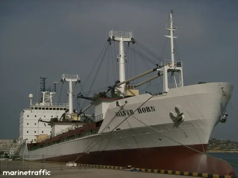 Арктик спирит судно. Arctic spirit судно. Тавр судно. Саванна бриз рифер. Арктик судно сахалин.