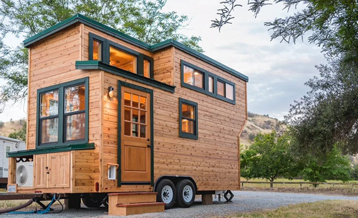 Тони хаус дом на колесах. Дом на колесах tiny house. Трейлер дом. Дом на колесах тини хаус. House trailer.