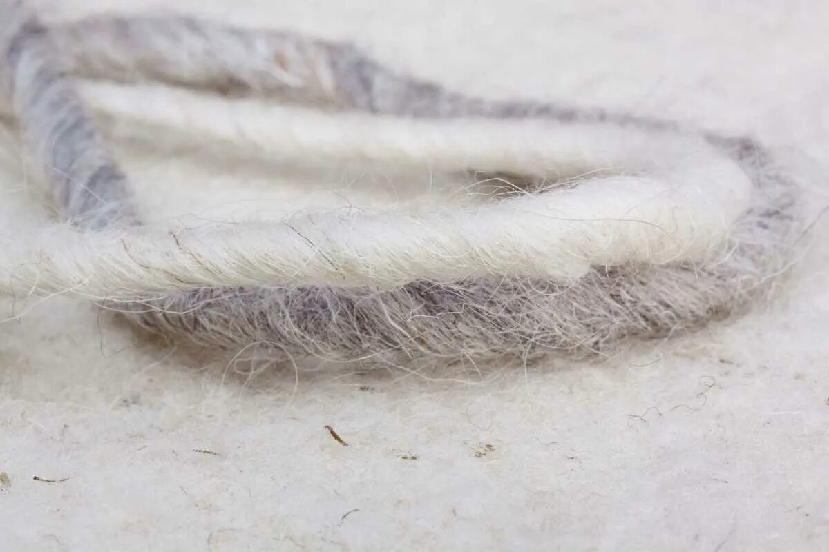 Wool шерсть. Шерсть волокно. овечья шерсть волокно. натуральные волокна шерсть. шерсть овца волокно.