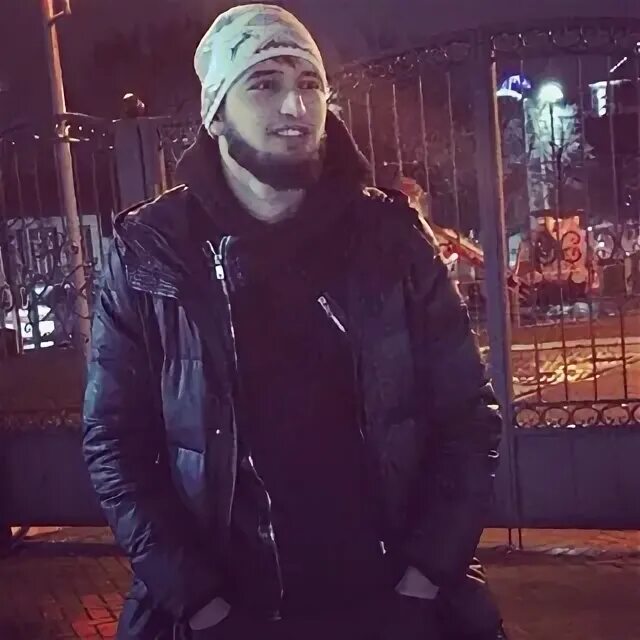 Ваха хамбулатов. Кадыров кресле из волков. Батальон ахмат. Хамбулатов ваха висамович. Эльгираев.