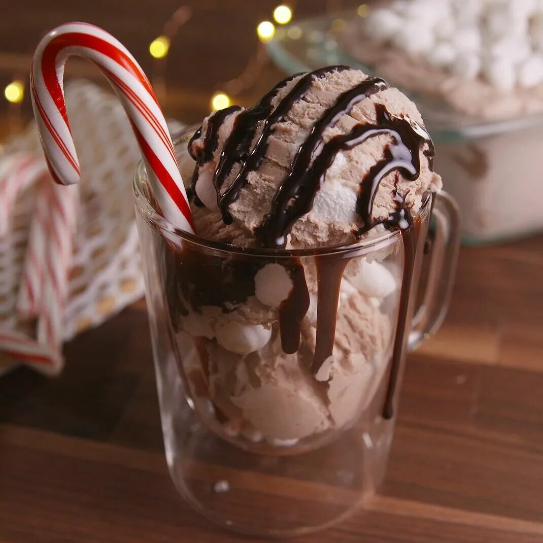 Шоколадное мороженое мороженое. Мороженое со вкусом шоколада. Мороженое со вкусом шоколада. Alco milk. Морожкнное славниуп сникнрс.