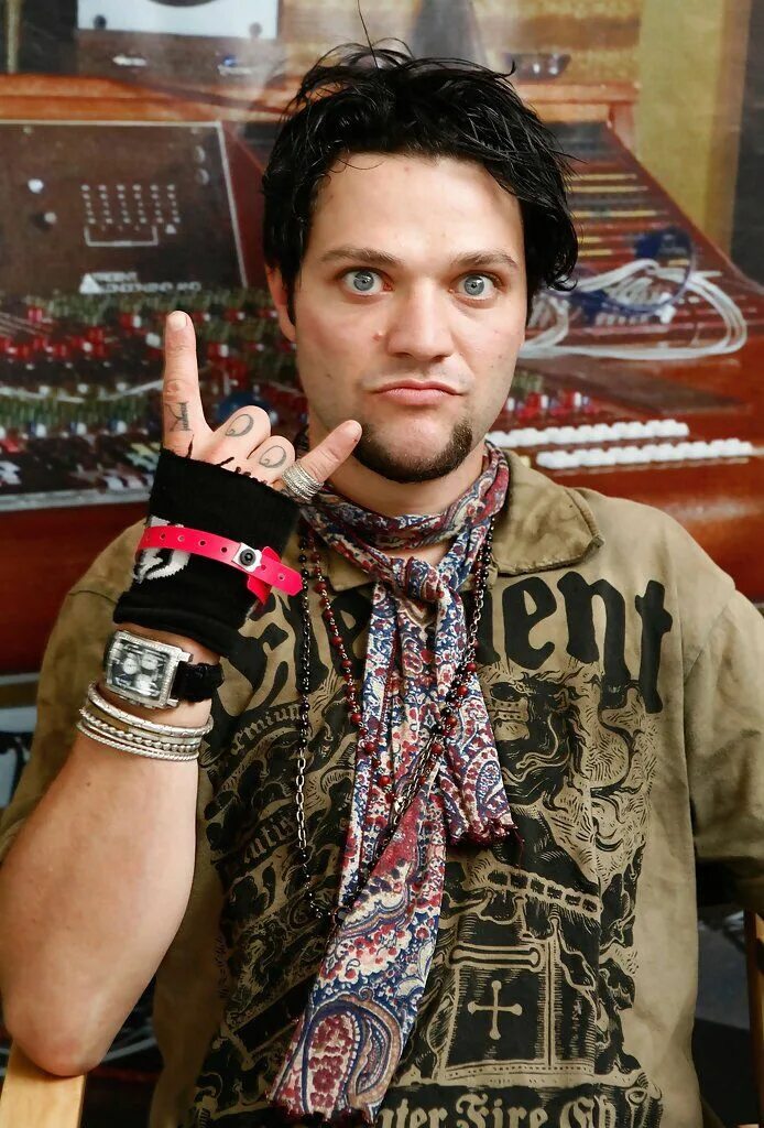 Bam margera. БЭМ Марджера. БЭМ Марджера чудаки. Скейтер БЭМ Марджера. БЭМ Марджера сейчас.