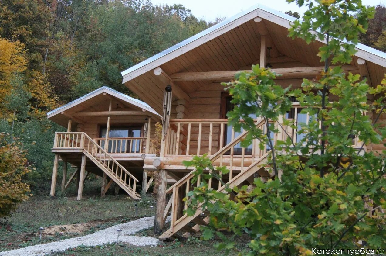 Отель горец многоречье. Усадьба лесной кордон многоречье. Крым бахчисарай многоречье ул сосновая 4б. Эко кемп крым. Бергхоф, село многоречье.