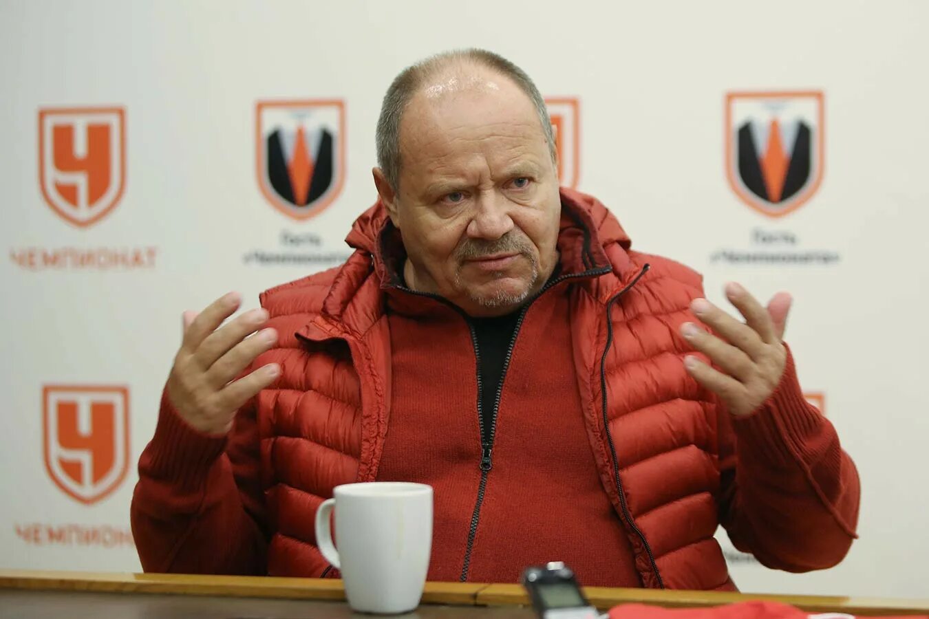 Алексеем маклаковым