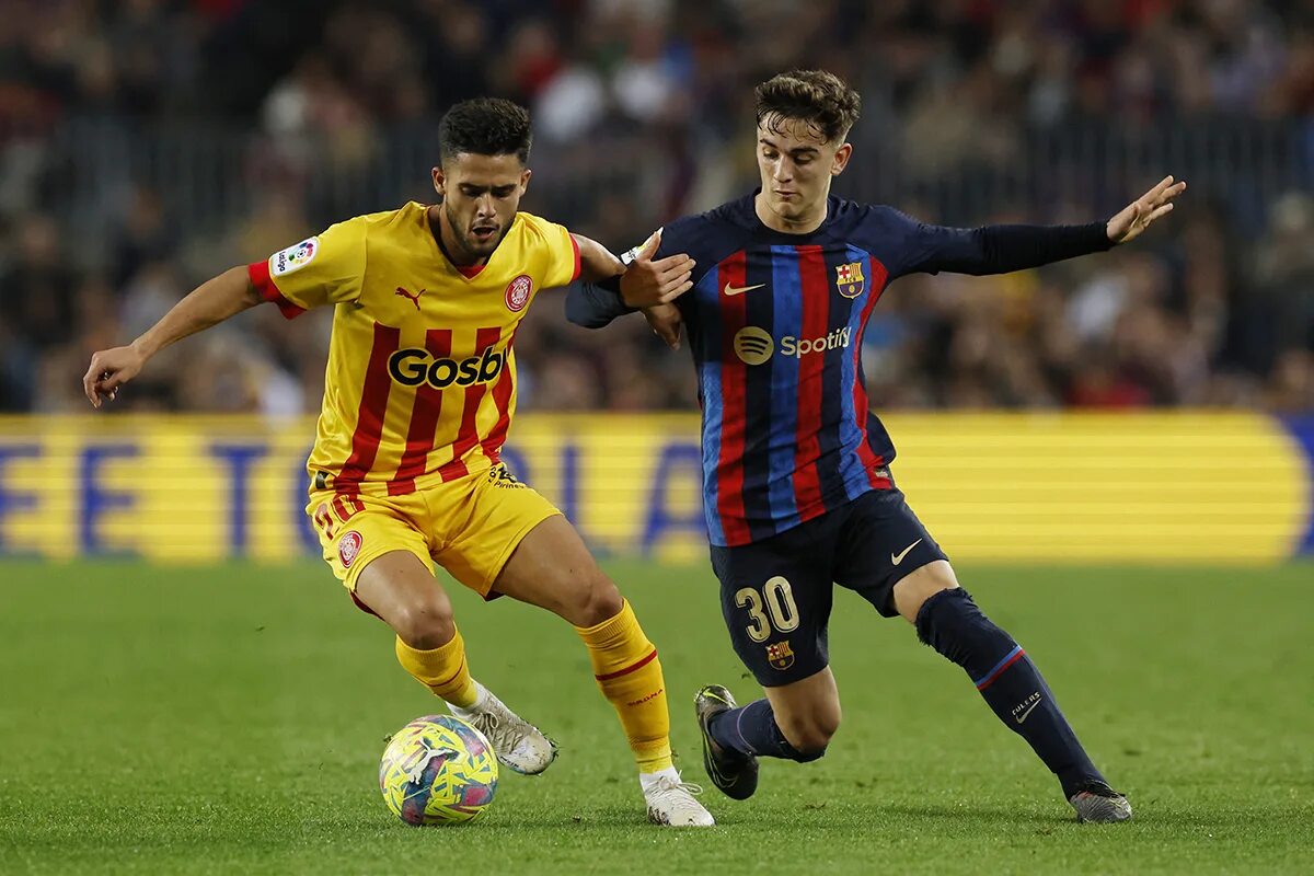 Жирона лч. Girona fc. Жирона команда. Игрок жироны. Барселона жирона.