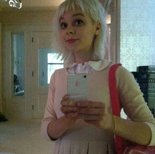 Mars argo using you. Mars argo 2025. mars argo 3 36. mars argo angry. марс арго певица сколько лет.