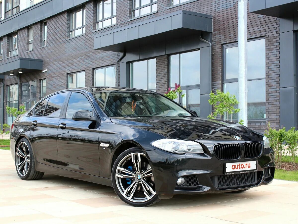 Bmw 5 black. BMW f10 2012. BMW 5 f10 черная. БМВ 520 f10. БМВ 525i f10.