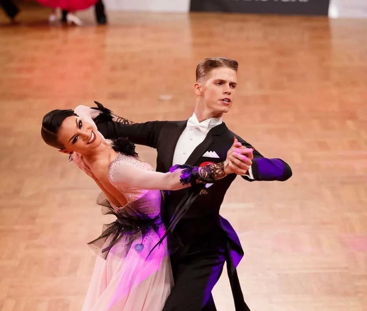 Ballroom результаты