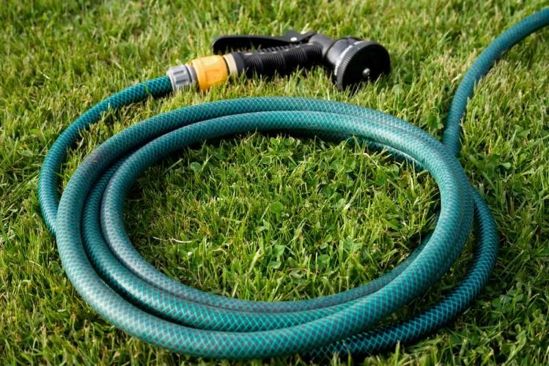 Лучший шланг для воды. Шланг поливочный Garden Hose 3/4. Шланг поливочный Метеор. Шланг Hydraulic Hose 50 метров. Шланги Magic Garden Hose цвет зеленый.