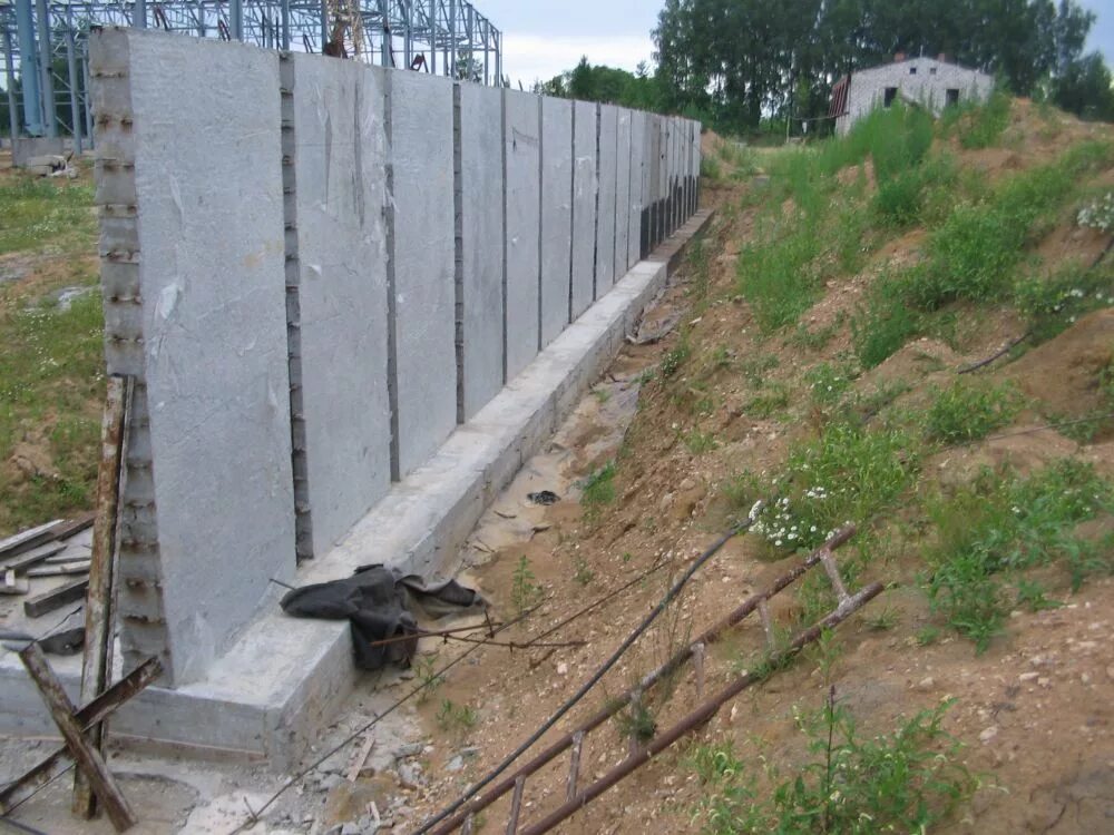 усиление фундамента методом цементации. стабильность фундамента. цементация бутового фундамента. пена для фундамента. инъектирование бетона под фундамент.