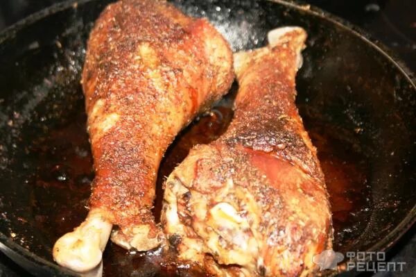 стейк из голени индейки на сковороде. голень индейки на сковороде. как вкусно приготовить голень индейки на сковороде. как вкусно приготовить голень индейки на сковороде. голень индейки с овощами.