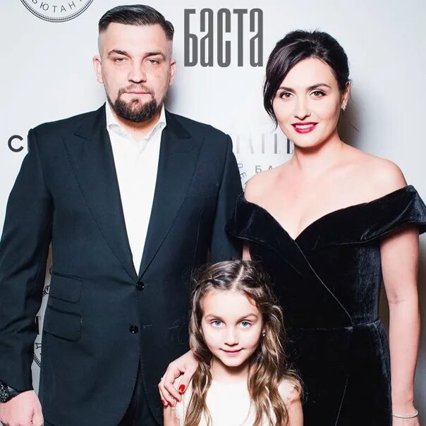 Шанс на миллион: звёзды, которые сыграли свадьбу с фанатами Новое Радио Дзен