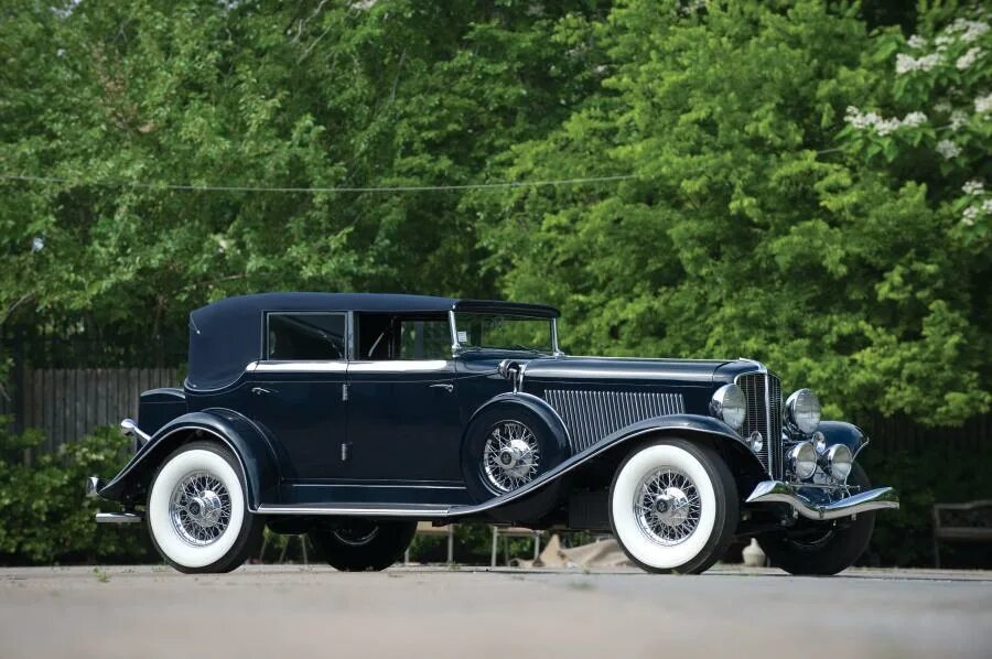 Ford a tudor sedan. Lincoln continental 1932. Cadillac 1920s. Автомобили 1920 х годов. Ford model aa 1927.