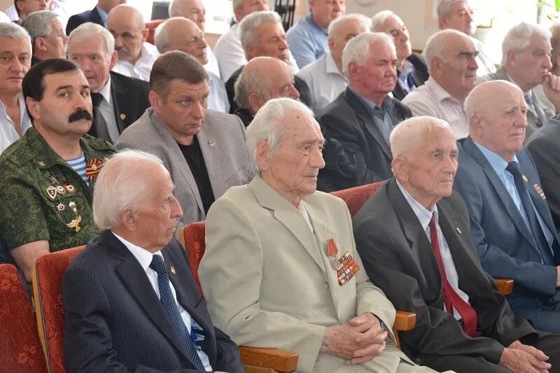 Цагаев гамурза. Ветераны осетии. Хизир гулуев. Петросян эдуард. Сафарби цалиев.