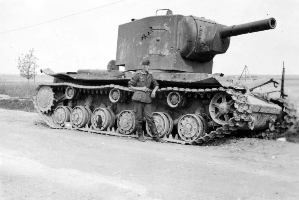 Кв2 р. Кв2 танк 1941. кв-2 танк. кв-2 тяжёлый танк.