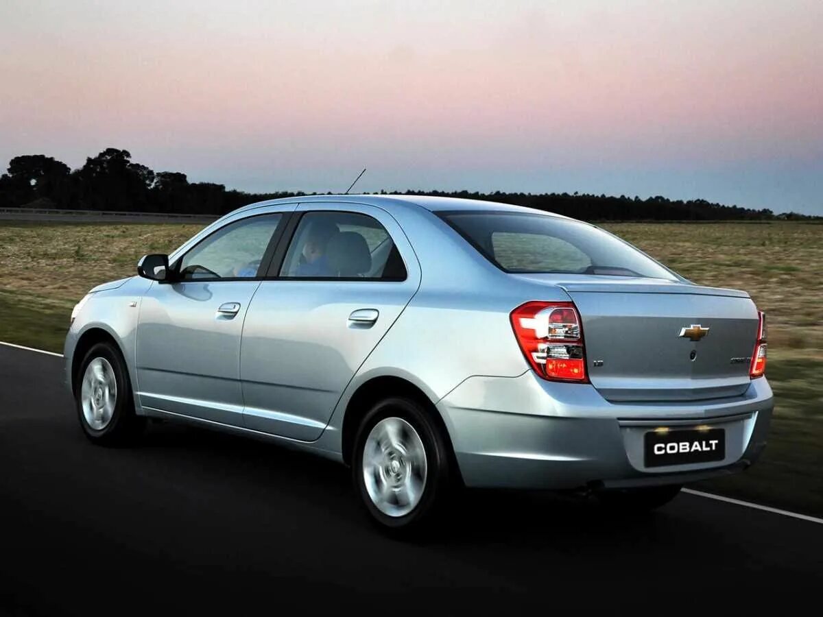 Шевроле седан купить авито. Chevrolet Cobalt (2011). Шевроле кобальт 2015. Chevrolet "Cobalt" 2015 г.. Chevrolet Cobalt 2021.