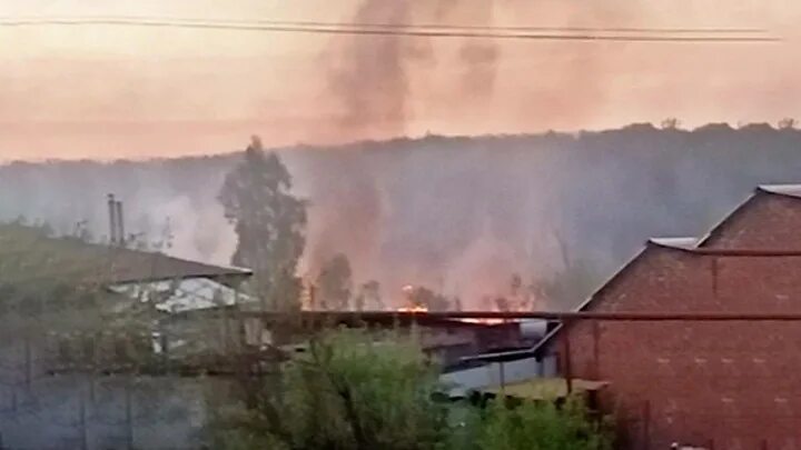 Почему обстреливают белгородскую область до сих. Обстрелы белгородская область с тишанка. тишанка белгородская область волоконовский район обстрел. обстрел рязанской области. взрыв в селе в белгородской области.