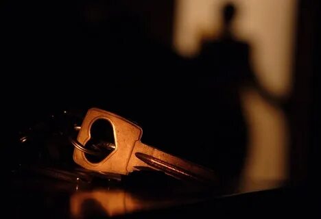 Оставь ключи на столе