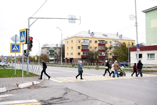 Значки гражданская войн ссср. Самара ул фрунзе 42. Фрунзе киров. Улица фрунзе 3. Фрунзе киров.
