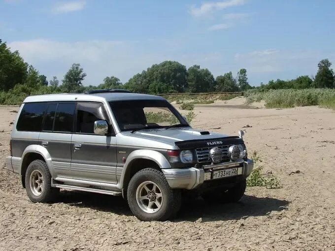 Pajero 1996 год. Mitsubishi pajero ii 1996. Митсубиси паджеро 1996 года. Mitsubishi pajero 1996. Митсубиси паджеро 2 1996.