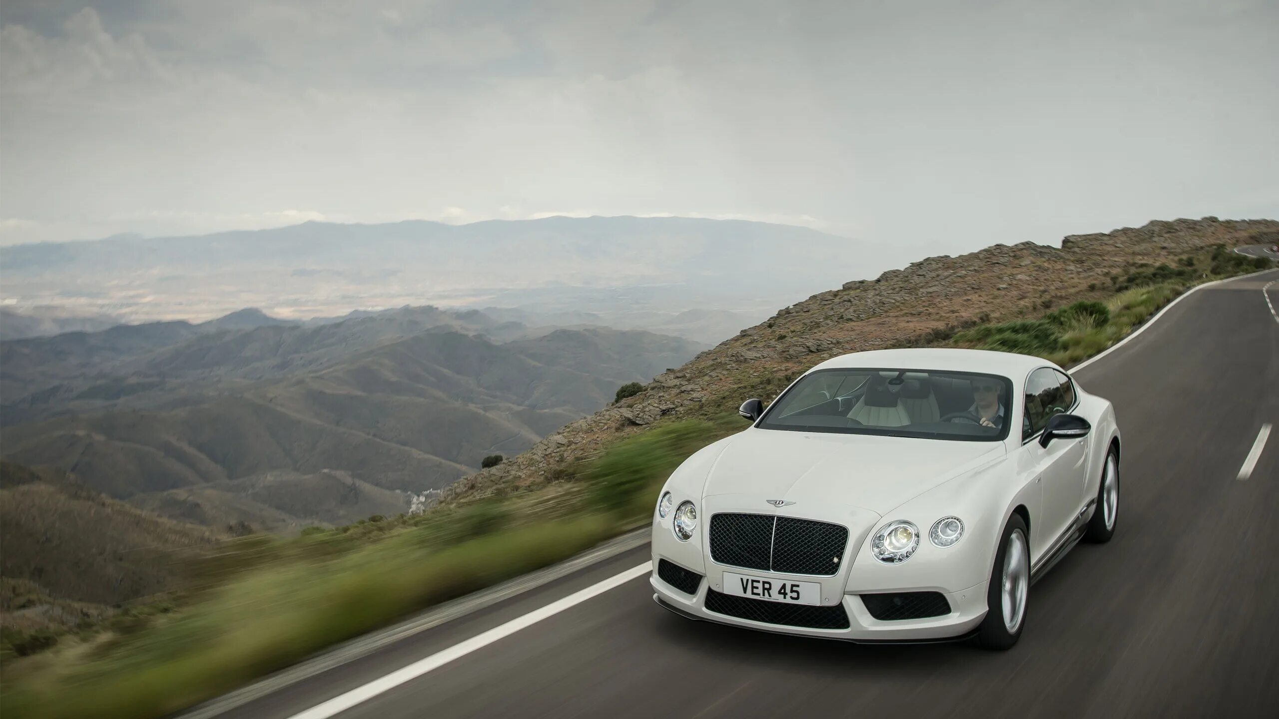 Continental gt v8. Bentley continental gt v8. bentley continental gt 2014. бентли 2015. bentley continental gt двигатель.