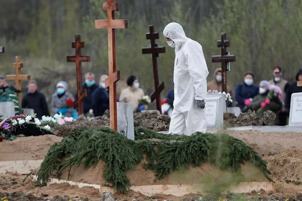 Умершие после ковида. Мертвые без погребения.