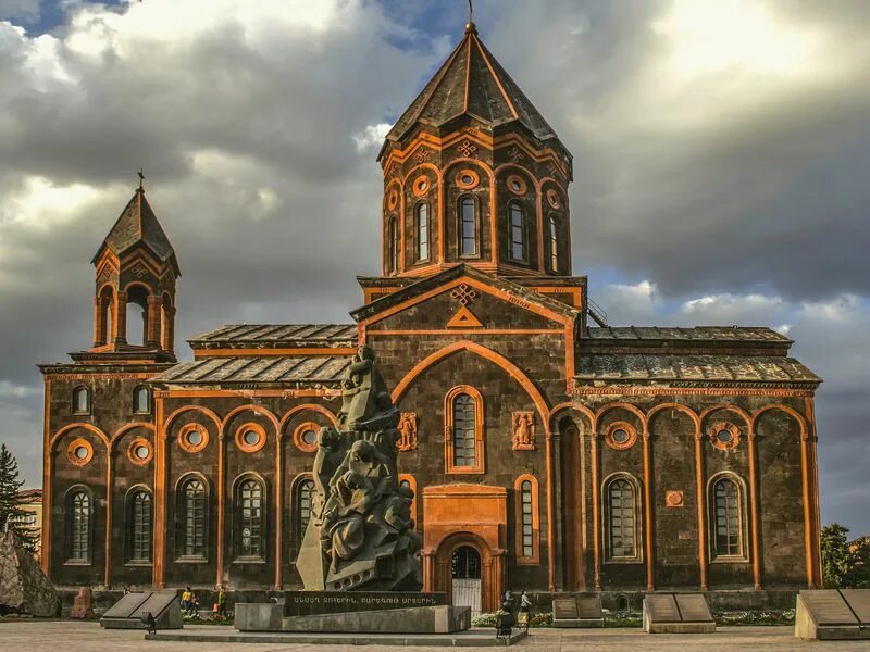 Церковь гюмри армения. Авиабилеты москва гюмри. Церковь святого иакова гюмри. Гюмри авиабилеты. Билеты москва гюмри.