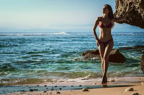 Download Wallpaper Polina Bokova, Nikolas Verano, red bikinis, rocks, tanne...