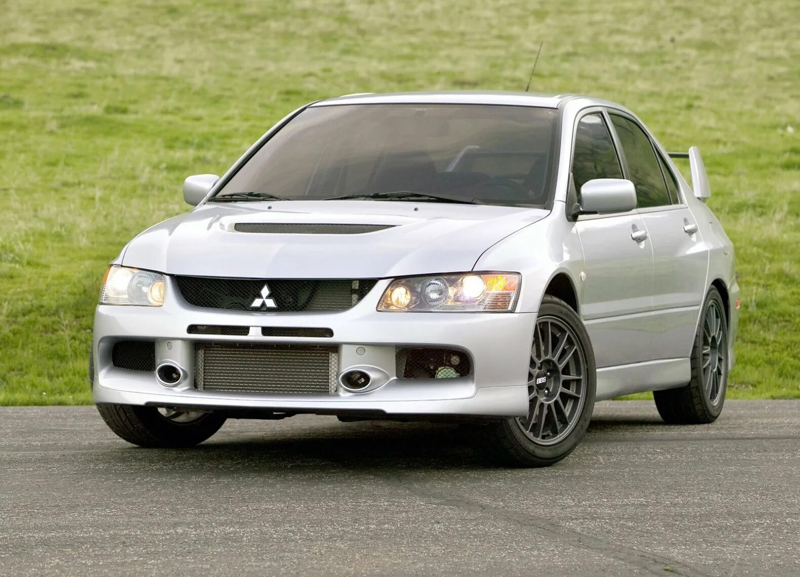 Митсубиси Лансер Эволюшн. Мицубиси Лансер Эво 9. Mitsubishi Lancer Evolution 2006. Mitsubishi Lancer EVO 2006.