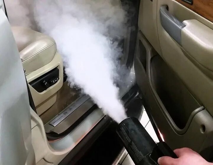 Сухой туман для дома от запаха. Сухой туман ВАЗ 2110. Дезинфекция салона автомобиля. Сухой туман для авто. Сухая химчистка салона автомобиля.