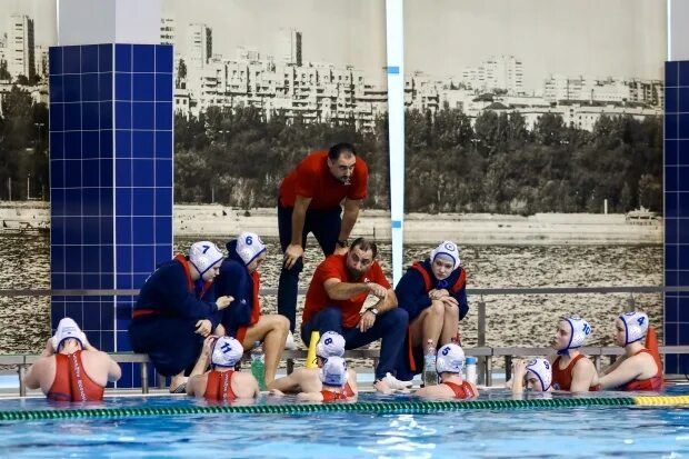 Водное поло Волгоград. Трофей Кубок России по водному поло. Команда ветеранов водного поло Волгоград. Сайт водное поло волгоград