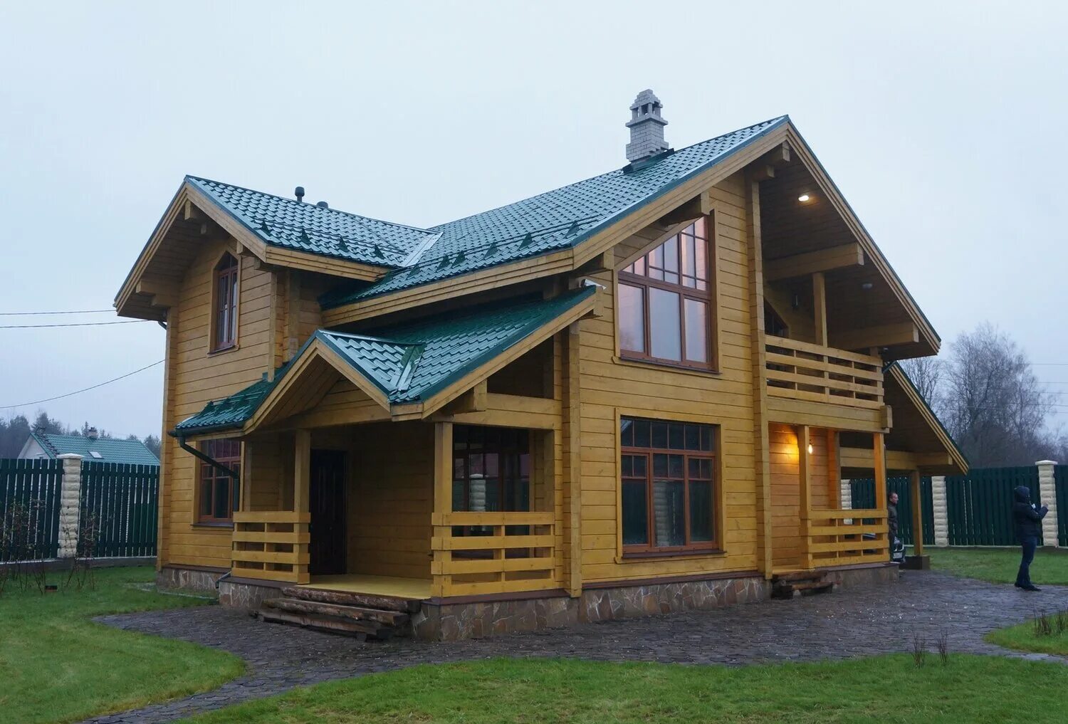 готовый дом. стройка дачи. лесдомстрой проекты каркасных домов. постройка домов спб. дом из клееного бруса сапсан.