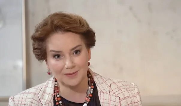 Ольга Будина оправдалась за переезд с сыном из России в Испанию - Газета.Ru Ново