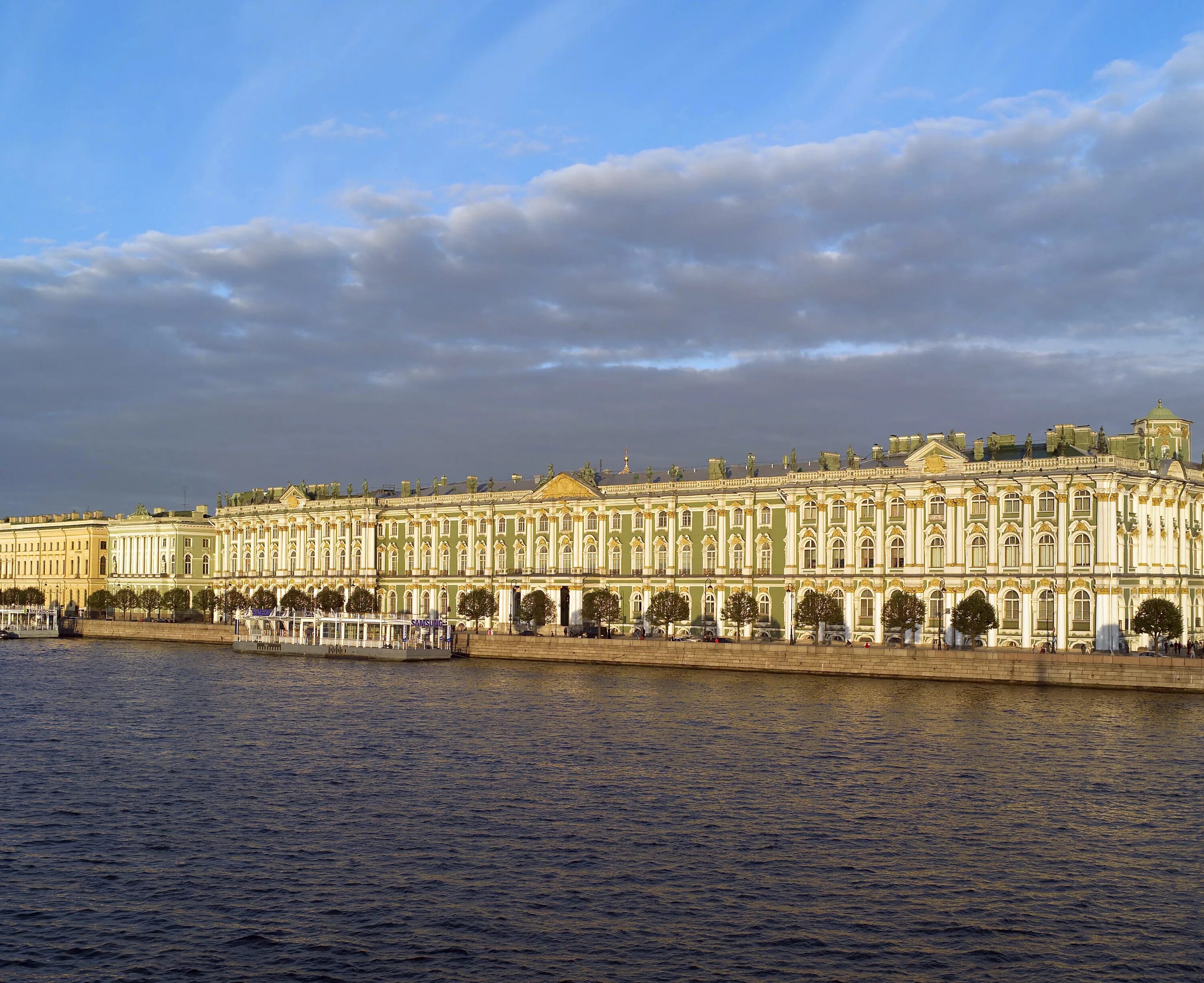 Эрмитаж. Санкт-Петербург. Здание Эрмитажа в Санкт-Петербурге. Государственный Эрмитаж the State Hermitage Museum. Здание Эрмитажа в Питере. The state hermitage