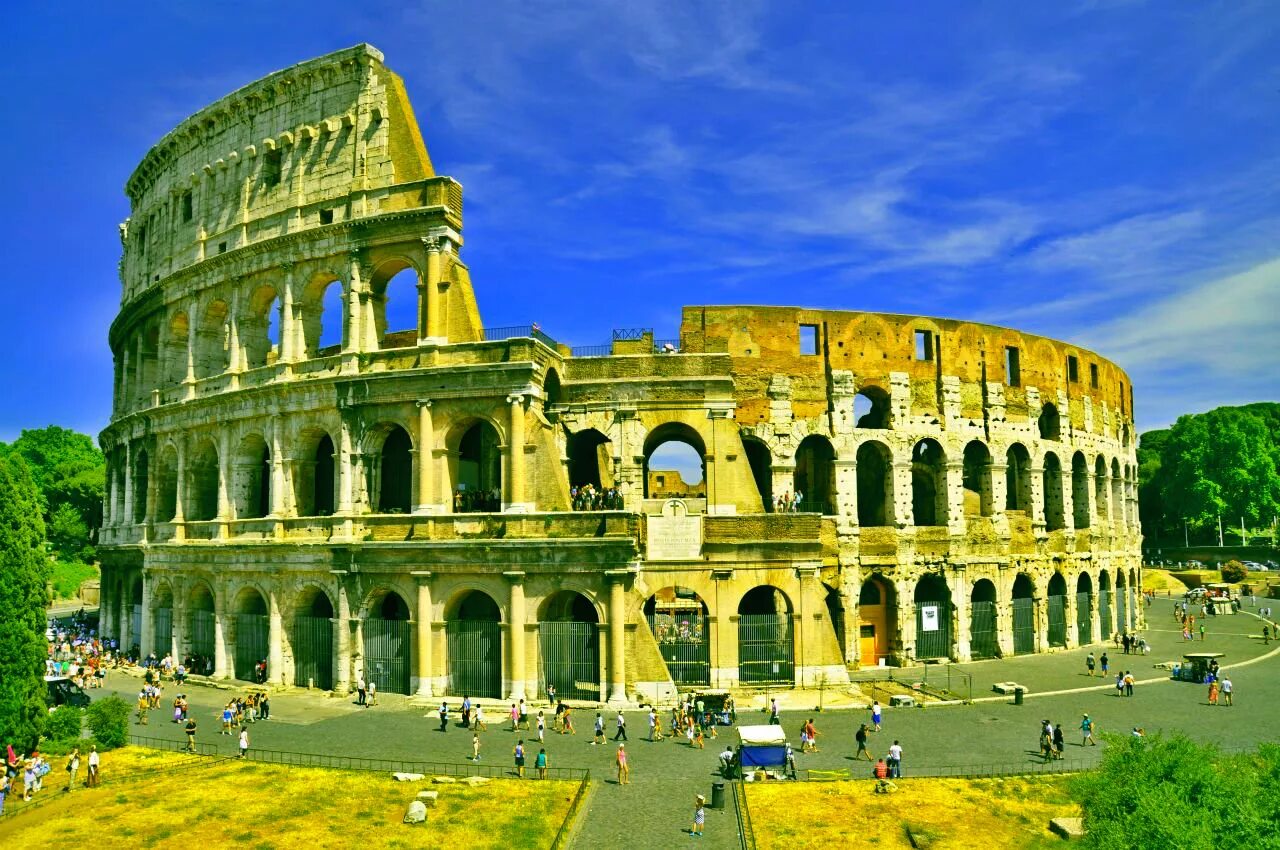 Колизей в Риме. Италия Рим. ДОСПРОМЕЧАТЕЛЬНОСТЬ Италии. Рим достопримечательности Колизей. Колизей самая самая