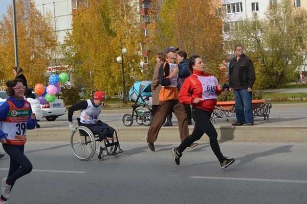 сок тюмень. тобольск полумарафон 2009. тобольск спортивный. картинковый. марафон тобольск 2022.