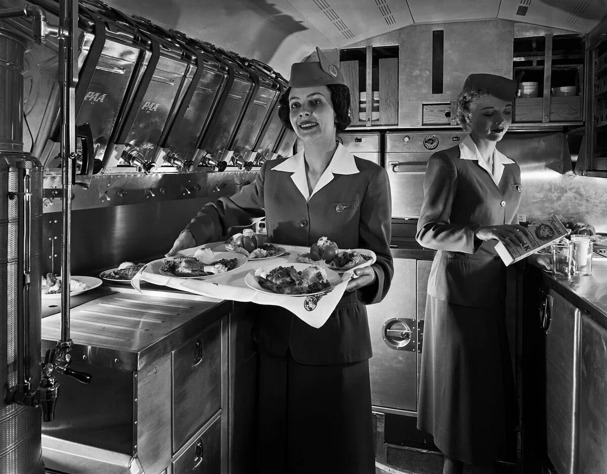 Туризм 50 годы. Аэрофлот 1950-е. самолеты 1950 годов. сша 1950 годы. америка в 50-е годы.