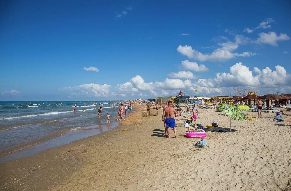 Витязево пляжи отзывы. Посёлок Витязево Анапа. Пляж Витязево в Анапе. Витязево центр поселка. Анапа Витязево центр.