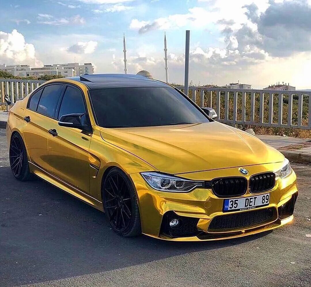 BMW m5 f90 Золотая. БМВ м5 ф30. BMW f30 Gold. Желтая БМВ ф30.