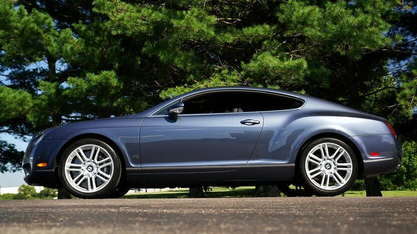 Bentley meteor бензин. Bentley continental gt meteor. bentley meteor 2017. meteor bentley colour. бентли метеор фото.