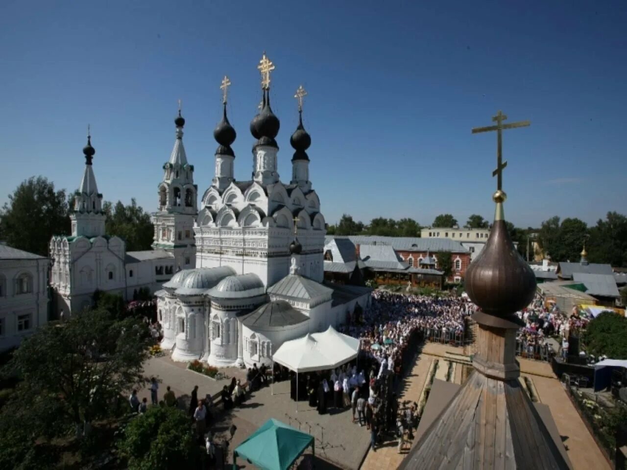 Муромский монастырь петра. Свято-Троицкий монастырь Муром. Свято-Троицкий Новодевичий женский монастырь Муром. Монастырь Петра и Февронии в Муроме. Троицкий монастырь в Муроме Петра и Февронии.