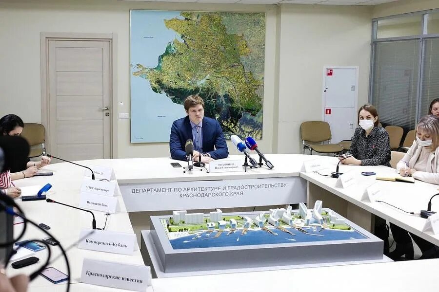 Илья поздняков архитектор. Рысин юрий владимирович. Архитектура и градостроительство краснодарского края. Руководитель архитектуры краснодарского края. Поздняков илья владимирович главный архитектор краснодарского края.