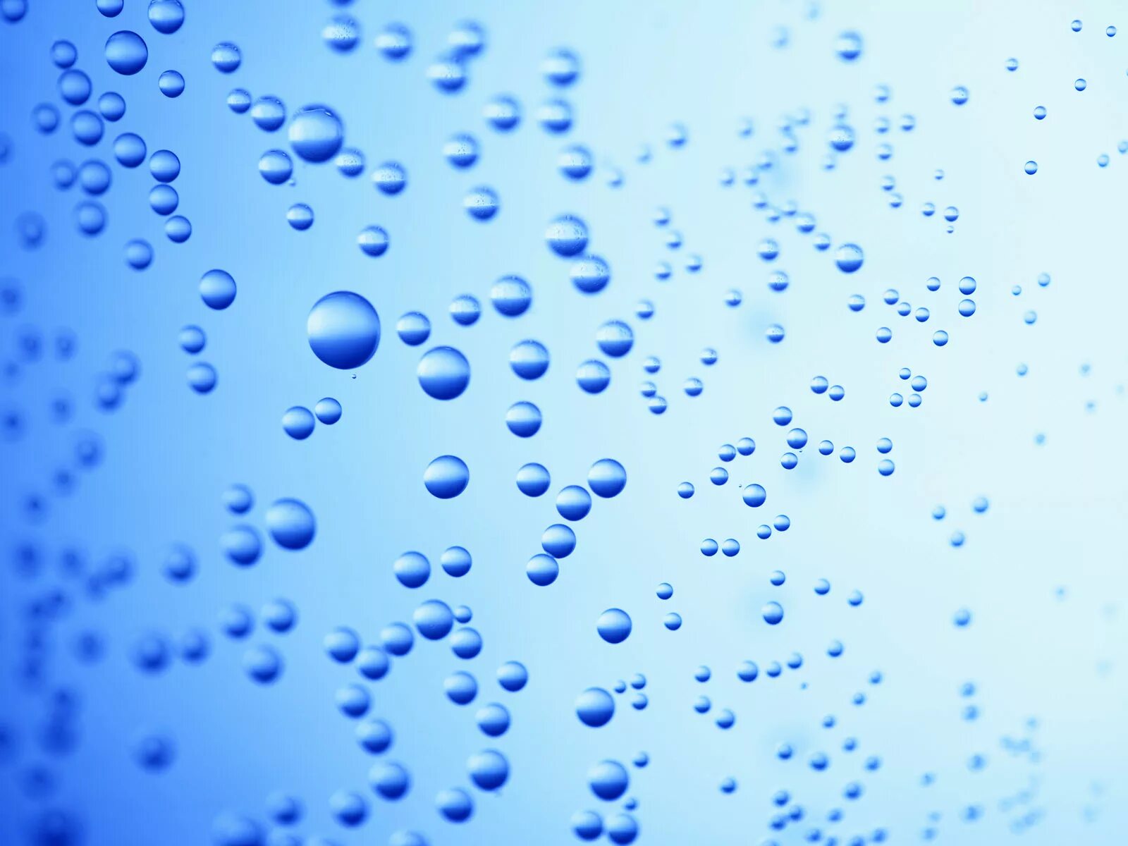 Капли воды. Пузыри воздуха. Фон вода с пузырьками. Фон капли.