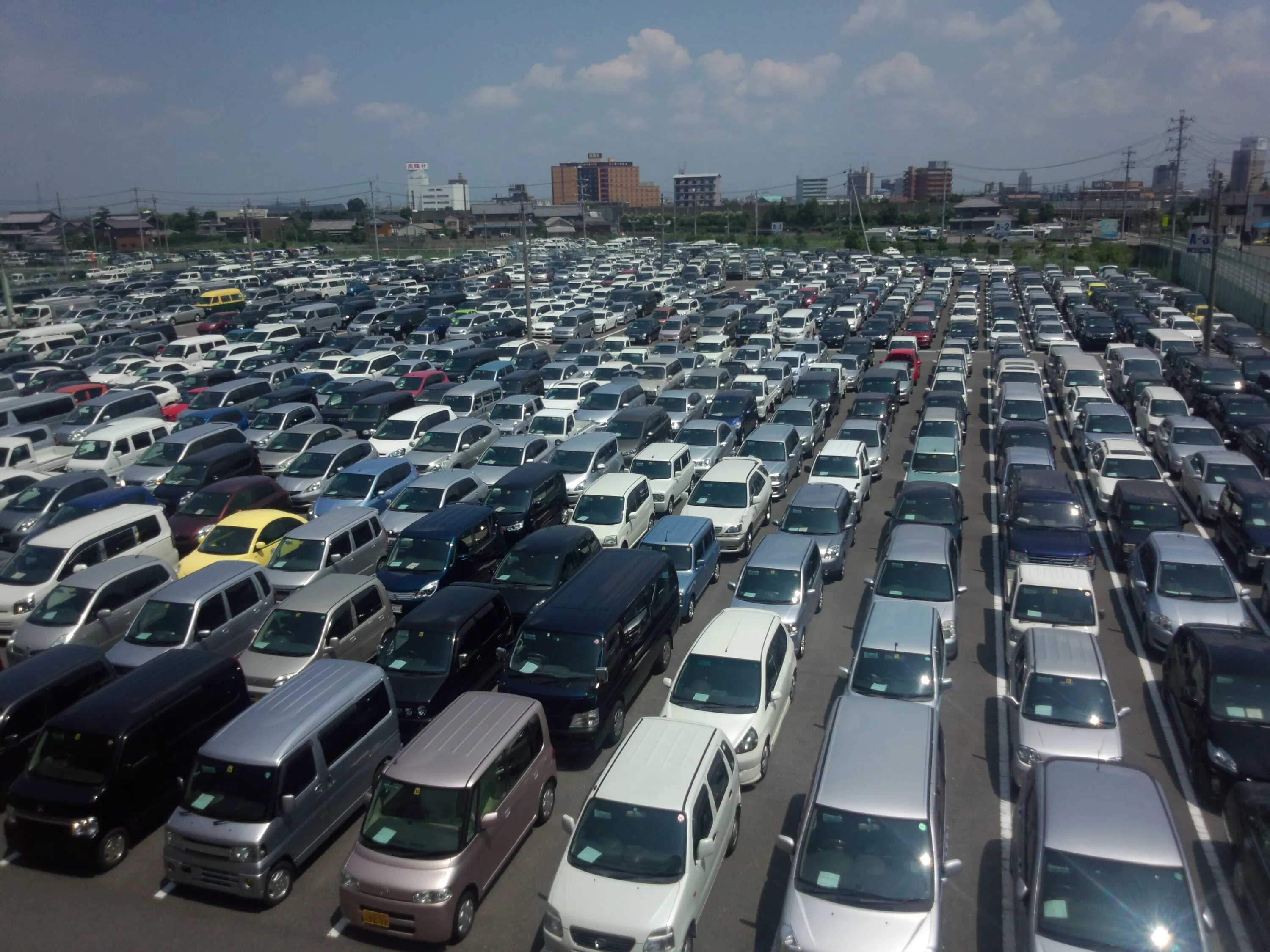 Сайт продаж киргизии. Ремесло кыргызстана. Недорогое авто бишкеке. Национальный головной убор кыргызов. Сувениры киргизии.