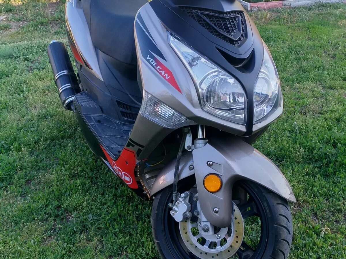 Скутер вулкан 150 кубов. 150 куб abm volcan 150. Скутер volcan 150. Скутер volcan 150 abm 150. Скутер авм volcan 150.