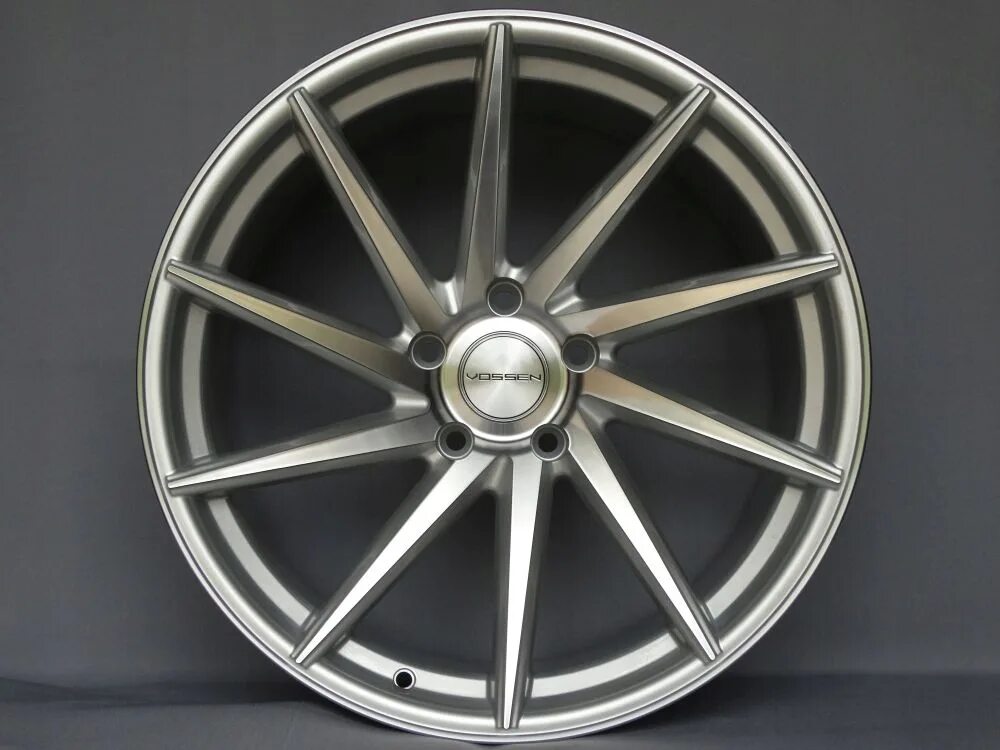 Диски воссен 18 радиус 5х 114.3. Vossen r17 5x112. Диски Воссен 17. Диски Воссен 18 5x112. Диски Vossen р 19.